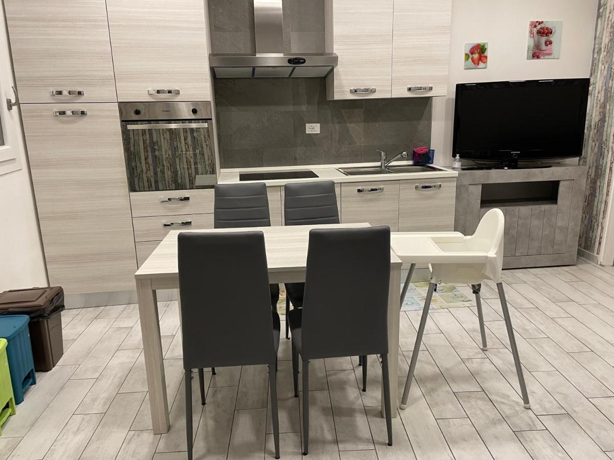 Vivere Il Borgo Sul Lago Genzano di Roma Luaran gambar